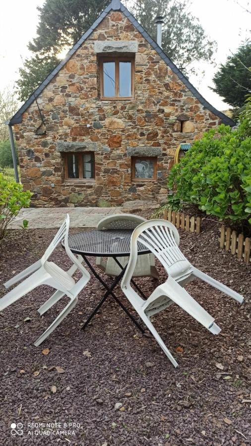 Charmante Petite Maison De Pecheur - Proche Ile De Brehat Et Gr34 Lézardrieux エクステリア 写真